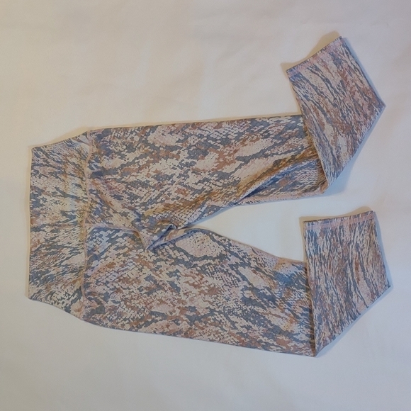 𝅺Evolution And Creation Snake Skin Print High Waist Leggings - Picture 2 of 4